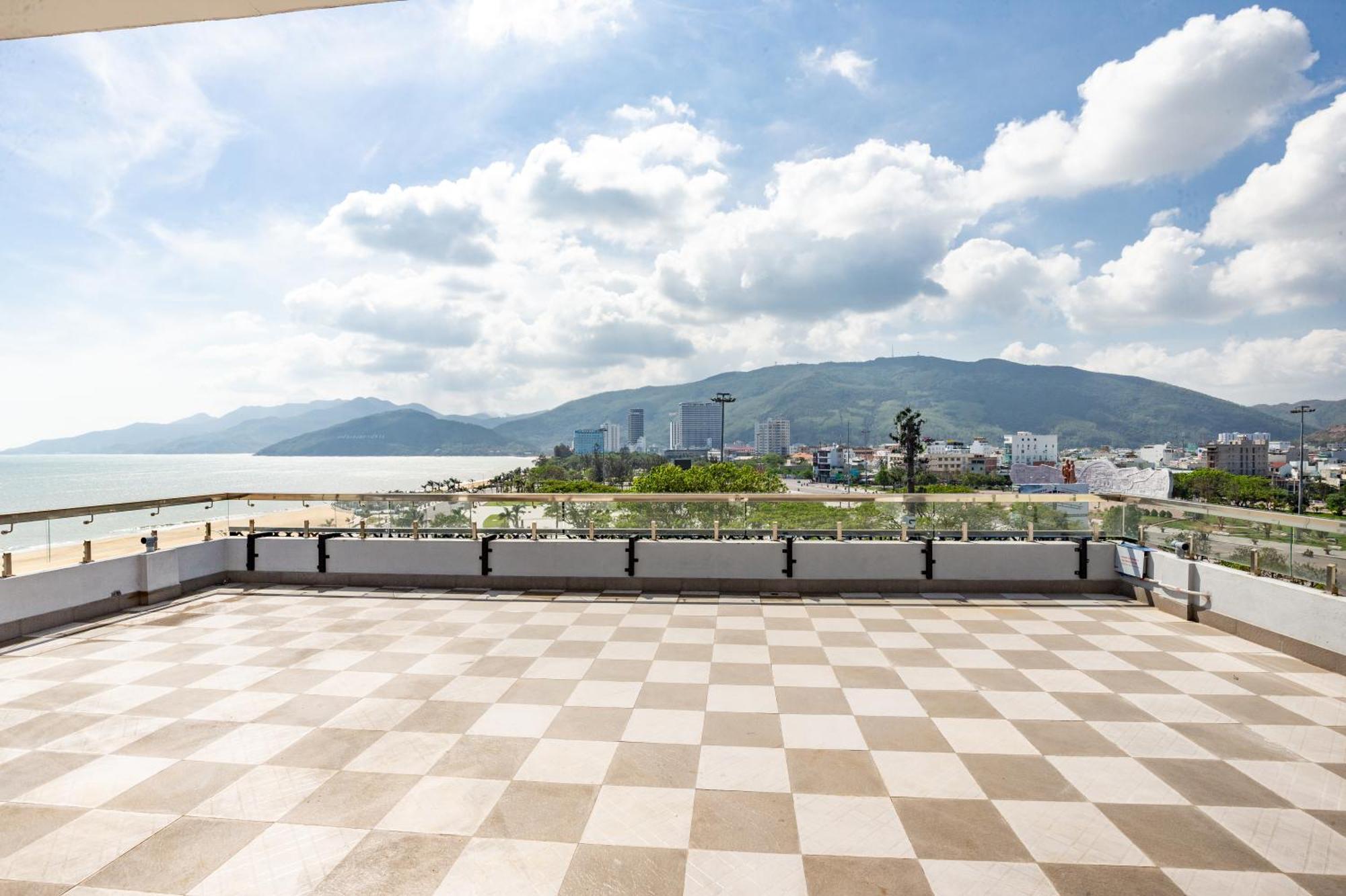 Bed Station Hostel Quy Nhon Exteriör bild