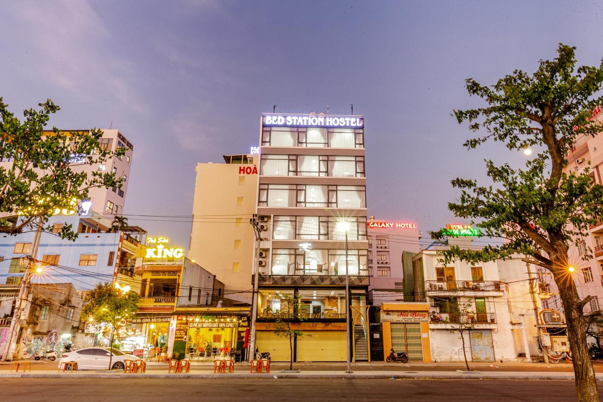 Bed Station Hostel Quy Nhon Exteriör bild